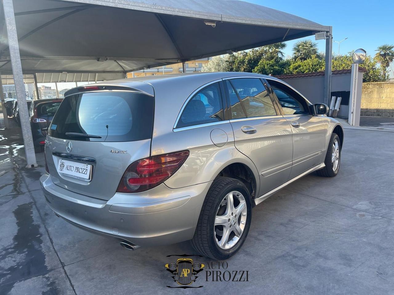 MERCEDES CLASSE R320 del 2008 con soli 160.000KM