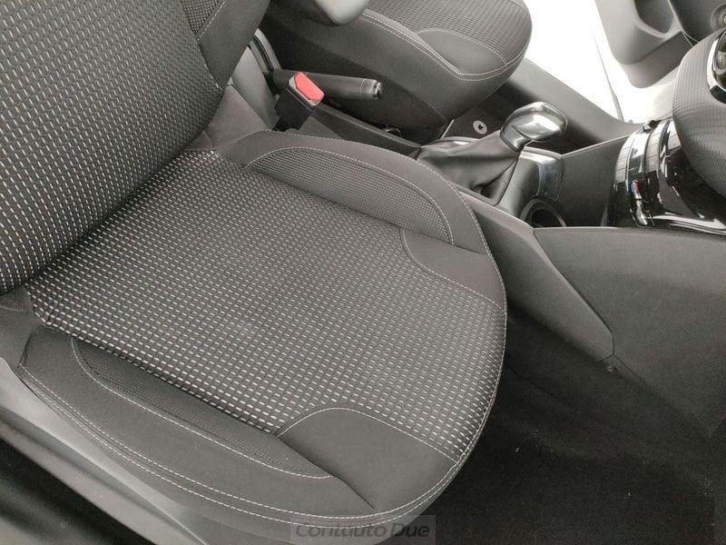 Peugeot 208 208 5p 1.2 puretech Allure 82cv