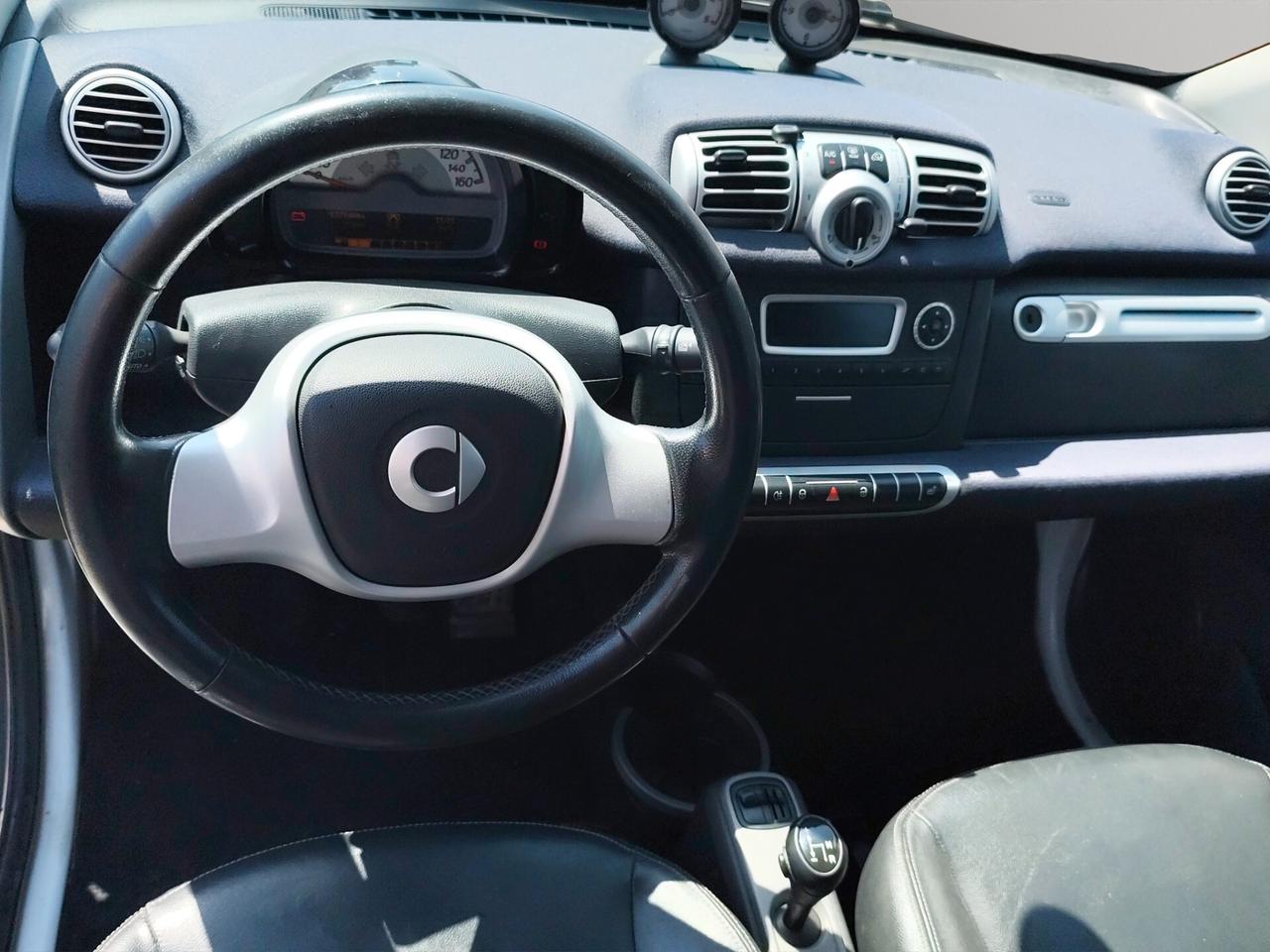Smart ForTwo 800 40 kW coupé pure cdi