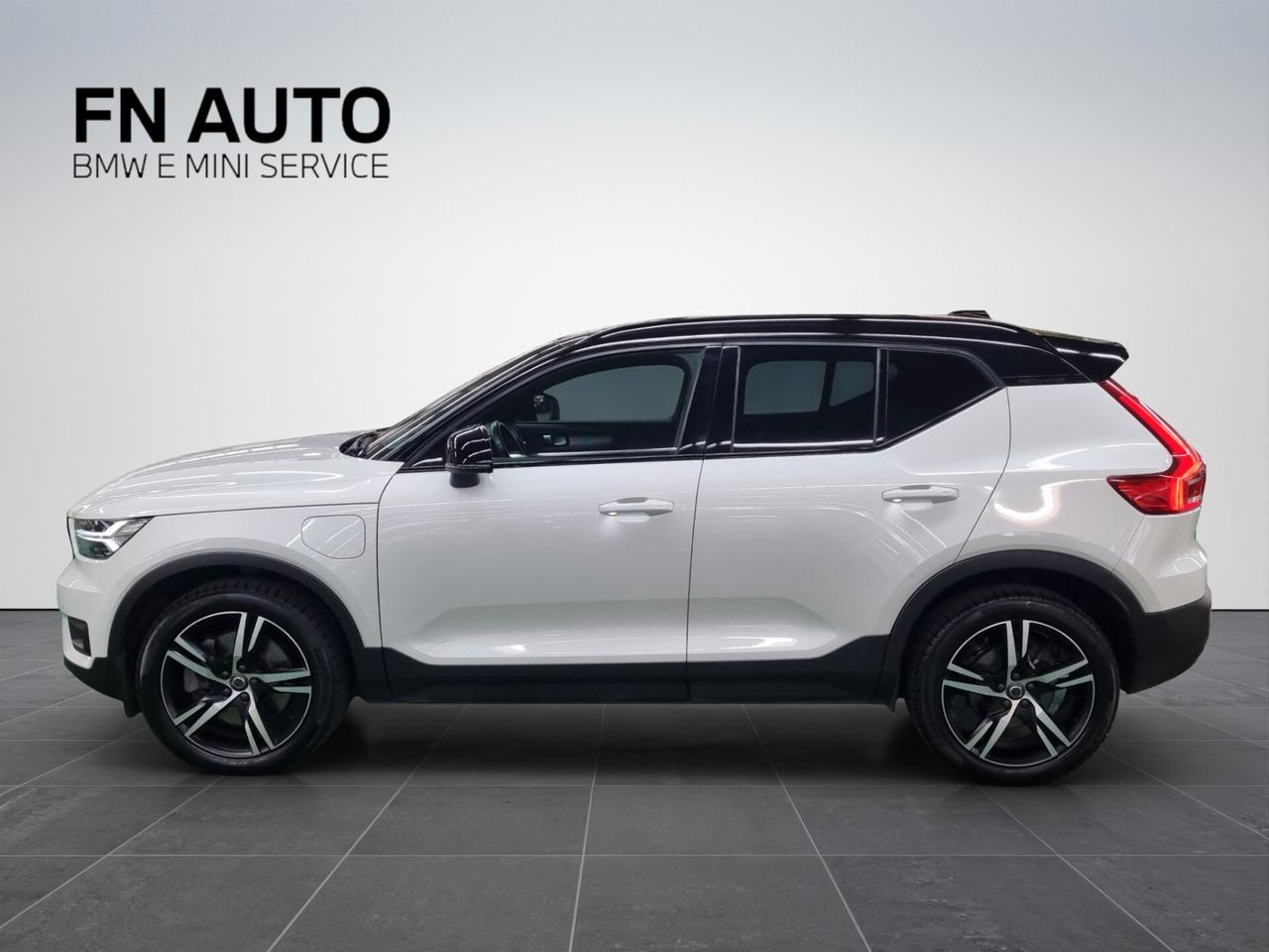 Volvo XC40 T4 Recharge Plug-in Hybrid R-design