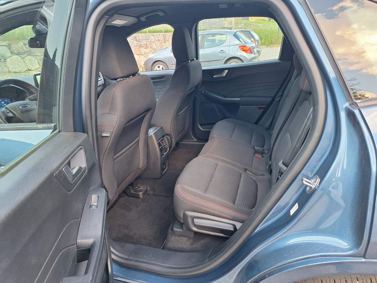 FORD Kuga 2.5 Full Hybrid 190 CVT AWD ST-Line 4X4