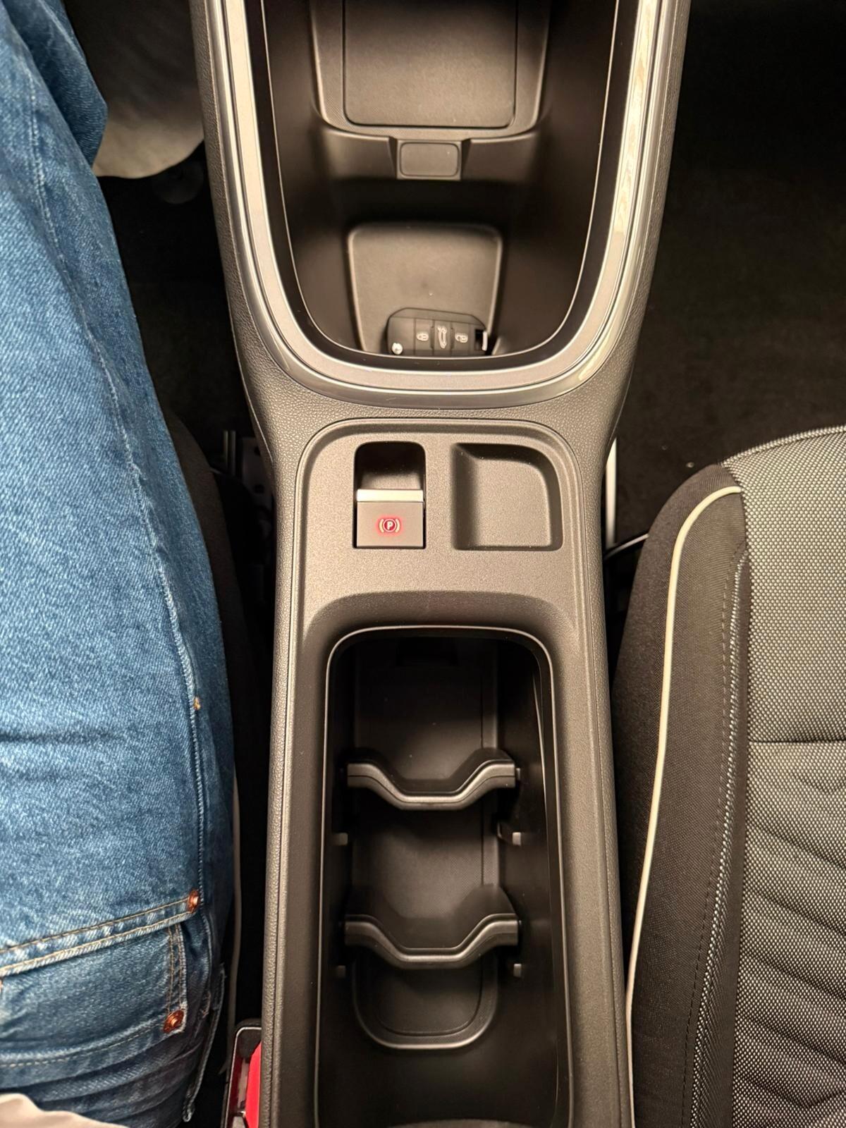 Fiat 600 Hybrid 145 CV DCT MHEV Icon