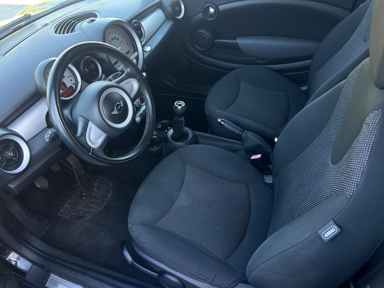 MINI 1.6 16 V 120 CV