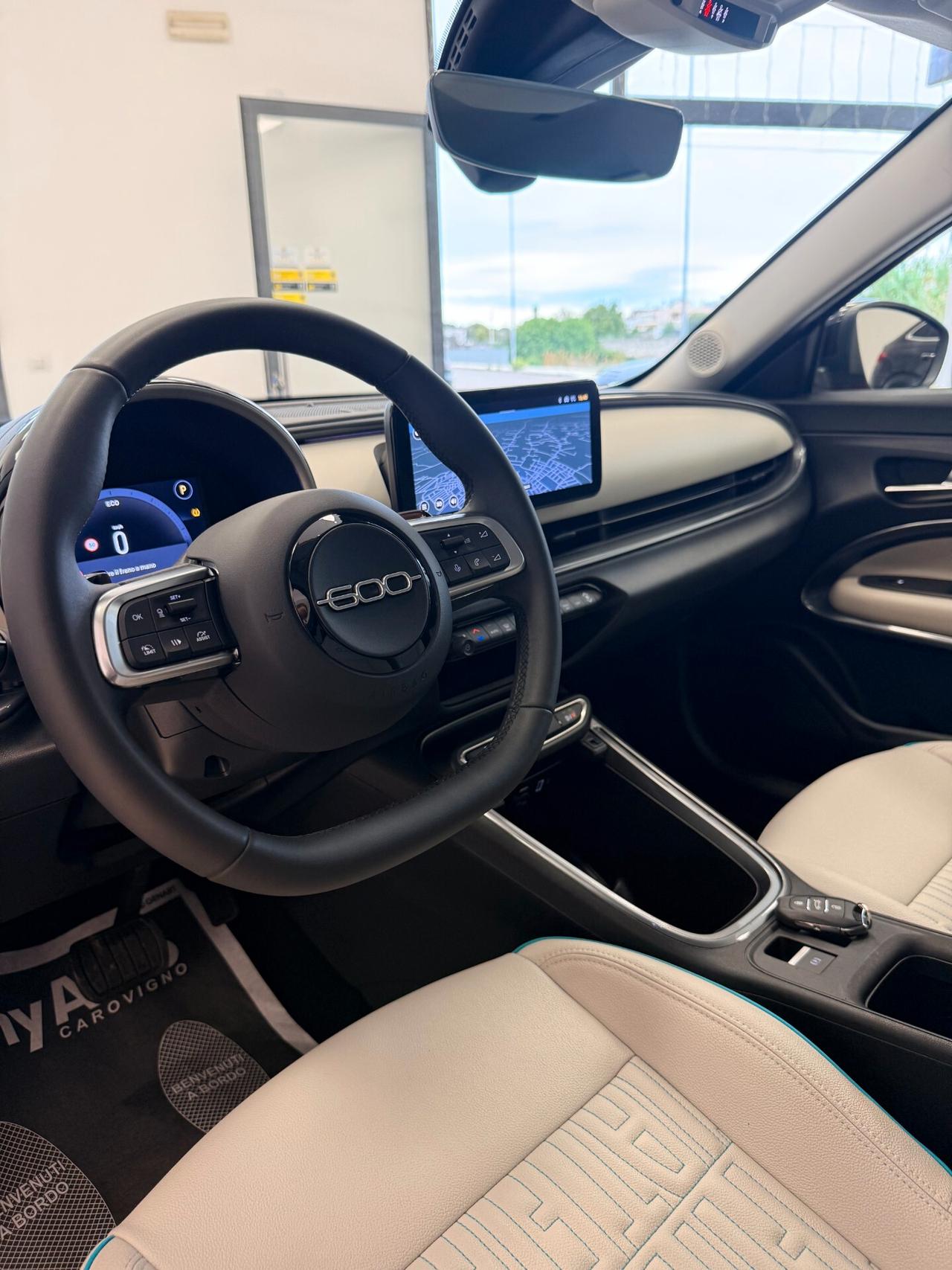 Fiat 600 1.2 hybrid La Prima auto NAVI,TELECAMERA 360,PELLE CHIAR,APPLE CARPLAY,VIRTUAL COCKPIT,ANDROID AUTO,