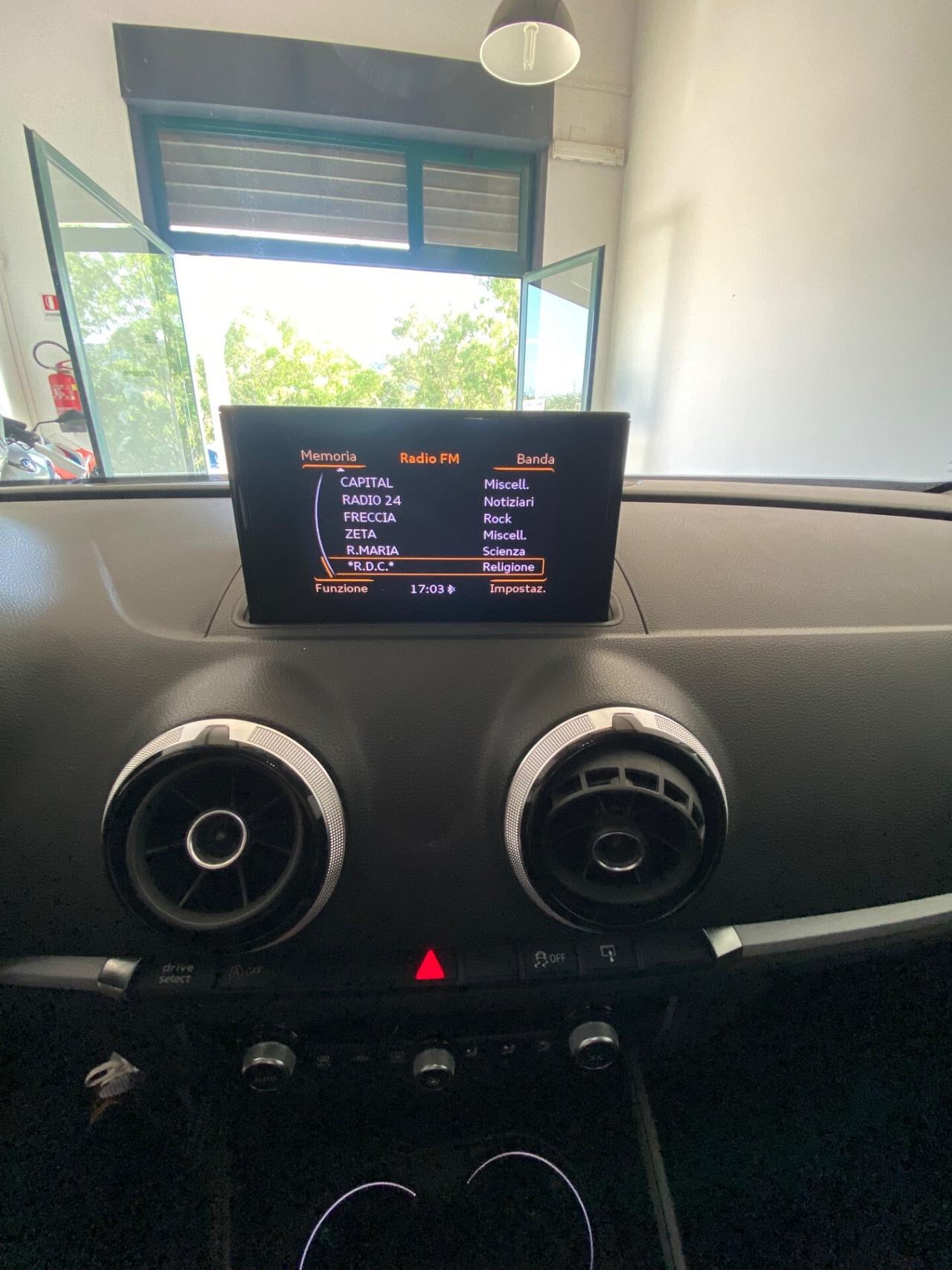 Audi A3 SPB 1.6 TDI clean diesel Business