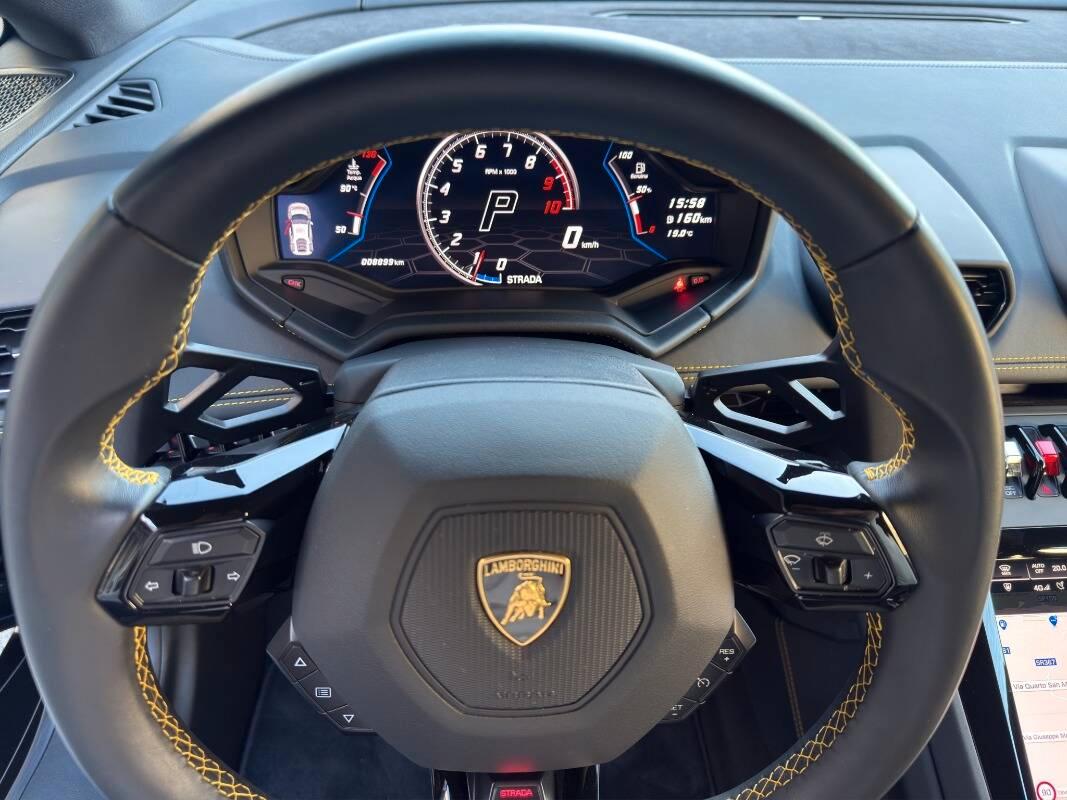 Lamborghini Huracan Coupe Huracan coupe 5.2 Evo 640 awd Sollevatore