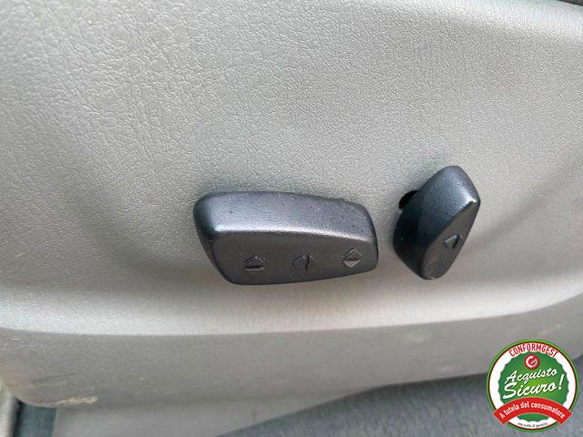 CHRYSLER Voyager 2.5 CRD cat LX Leather 7 POSTI