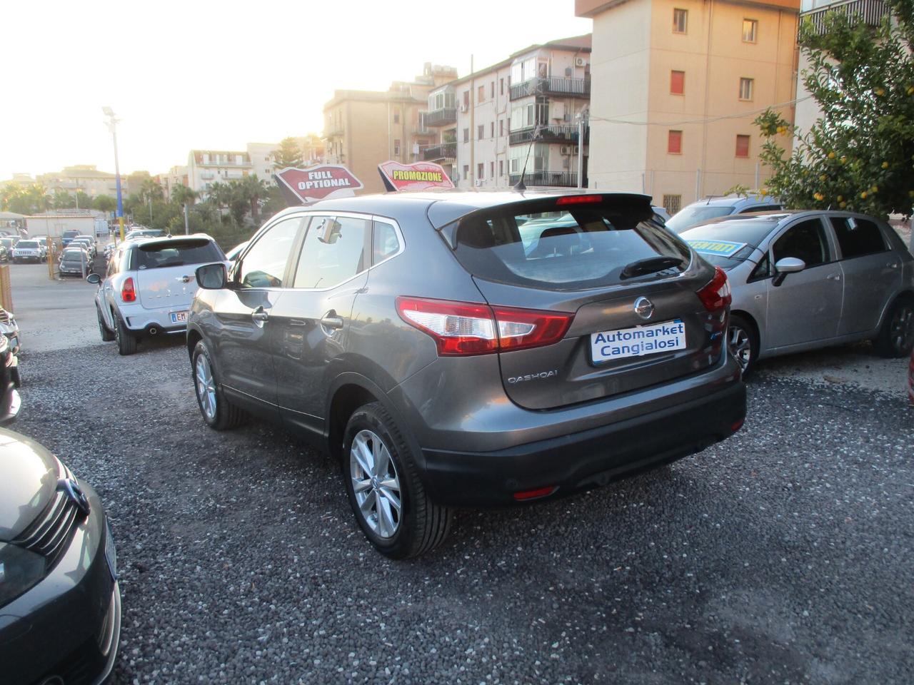 Nissan Qashqai 1.5 dCi MOLTO BELLA 2015