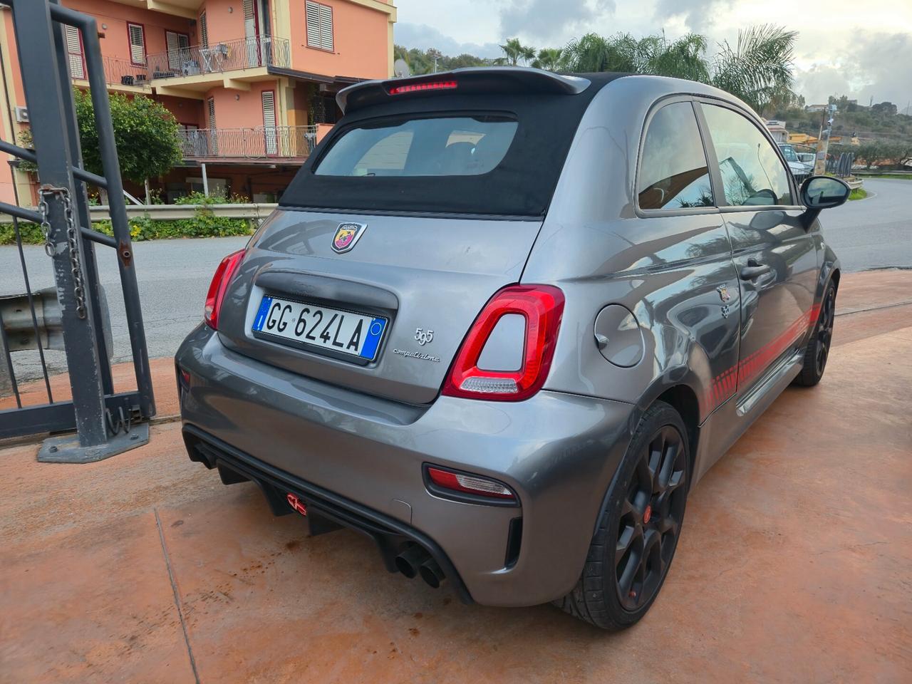 Abarth 595 C 1.4 Turbo T-Jet 180 CV Competizione