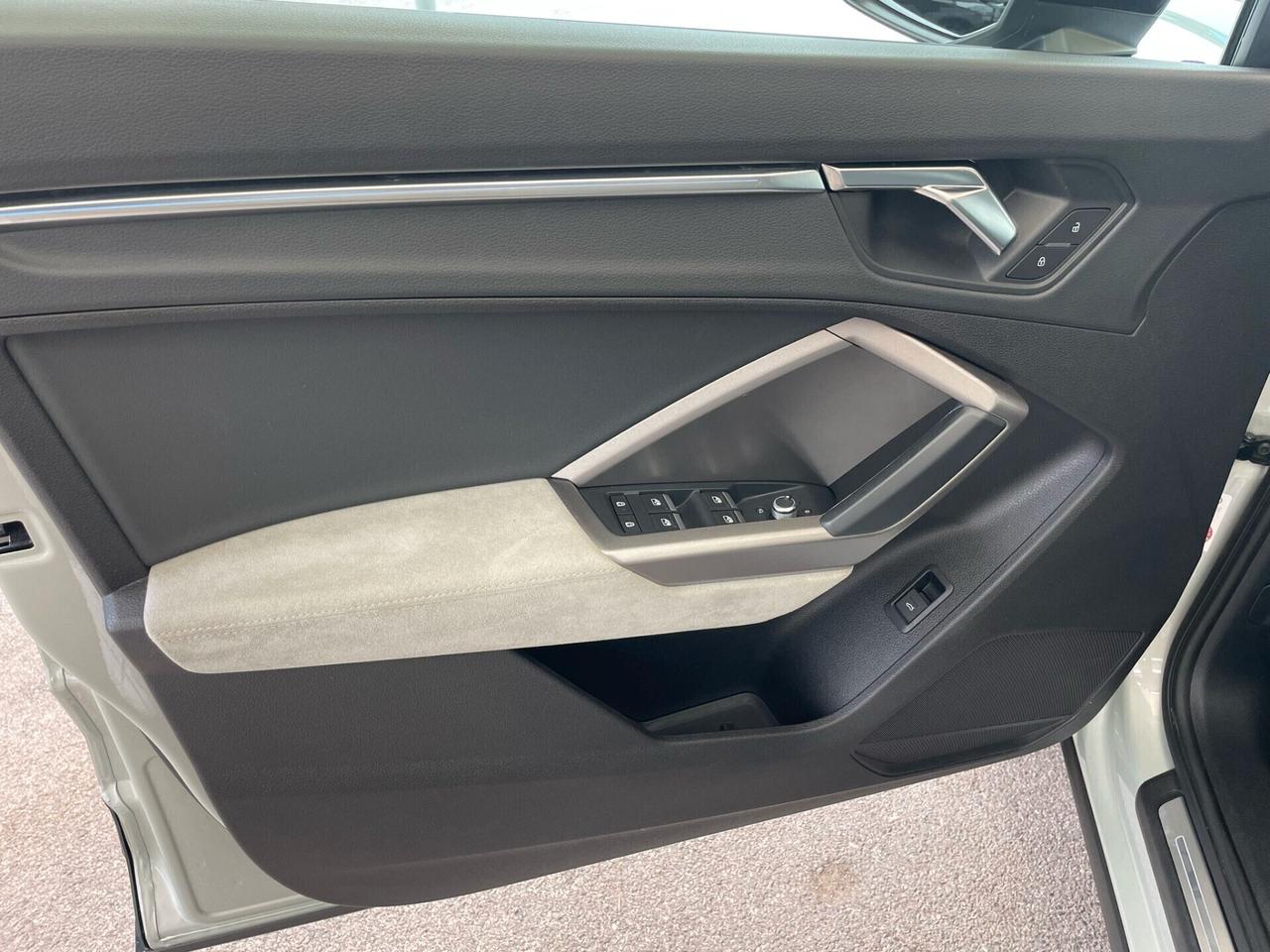 Audi Q3 SPB 40 TDI quattro S tronic S line edition