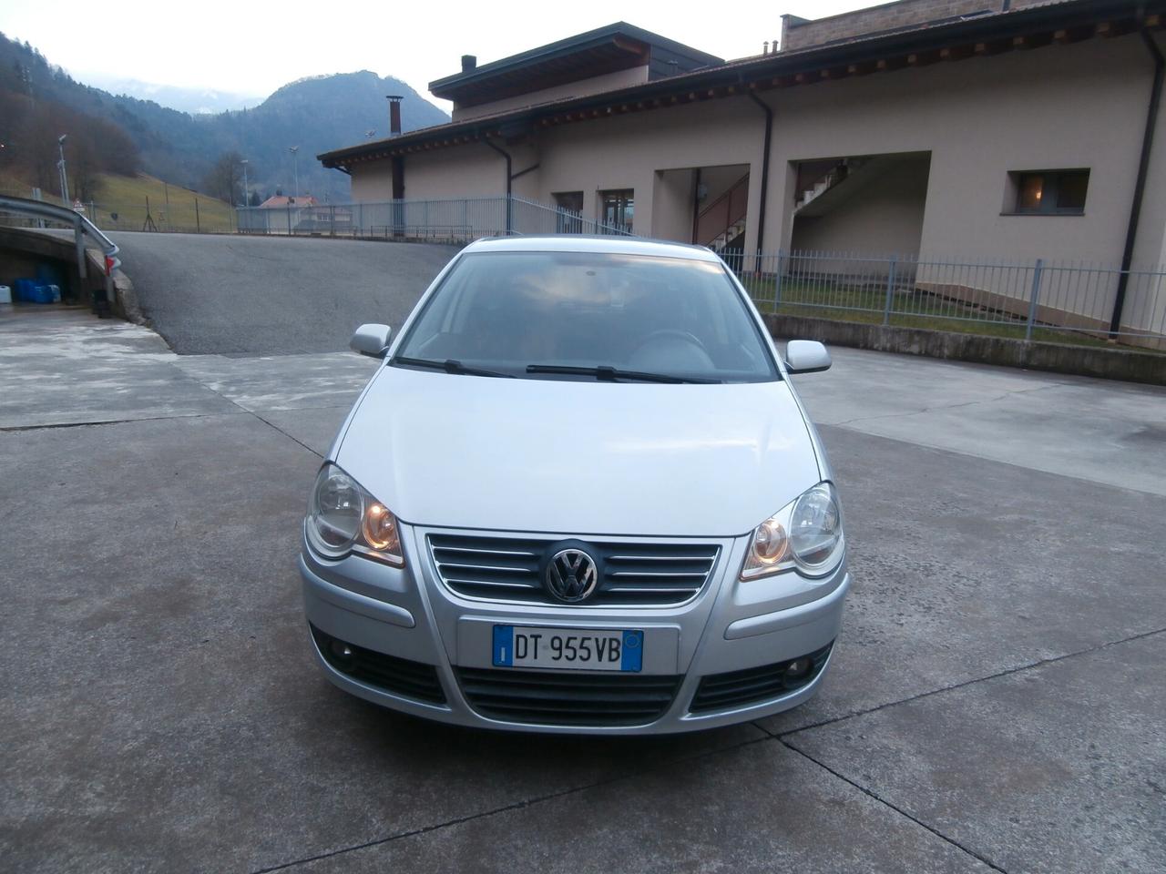 Volkswagen Polo 1.4/80CV TDI DPF 5p. Sportline