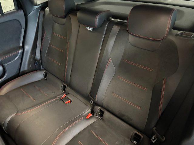 MERCEDES-BENZ GLA 180 d AMG Premium Automatico