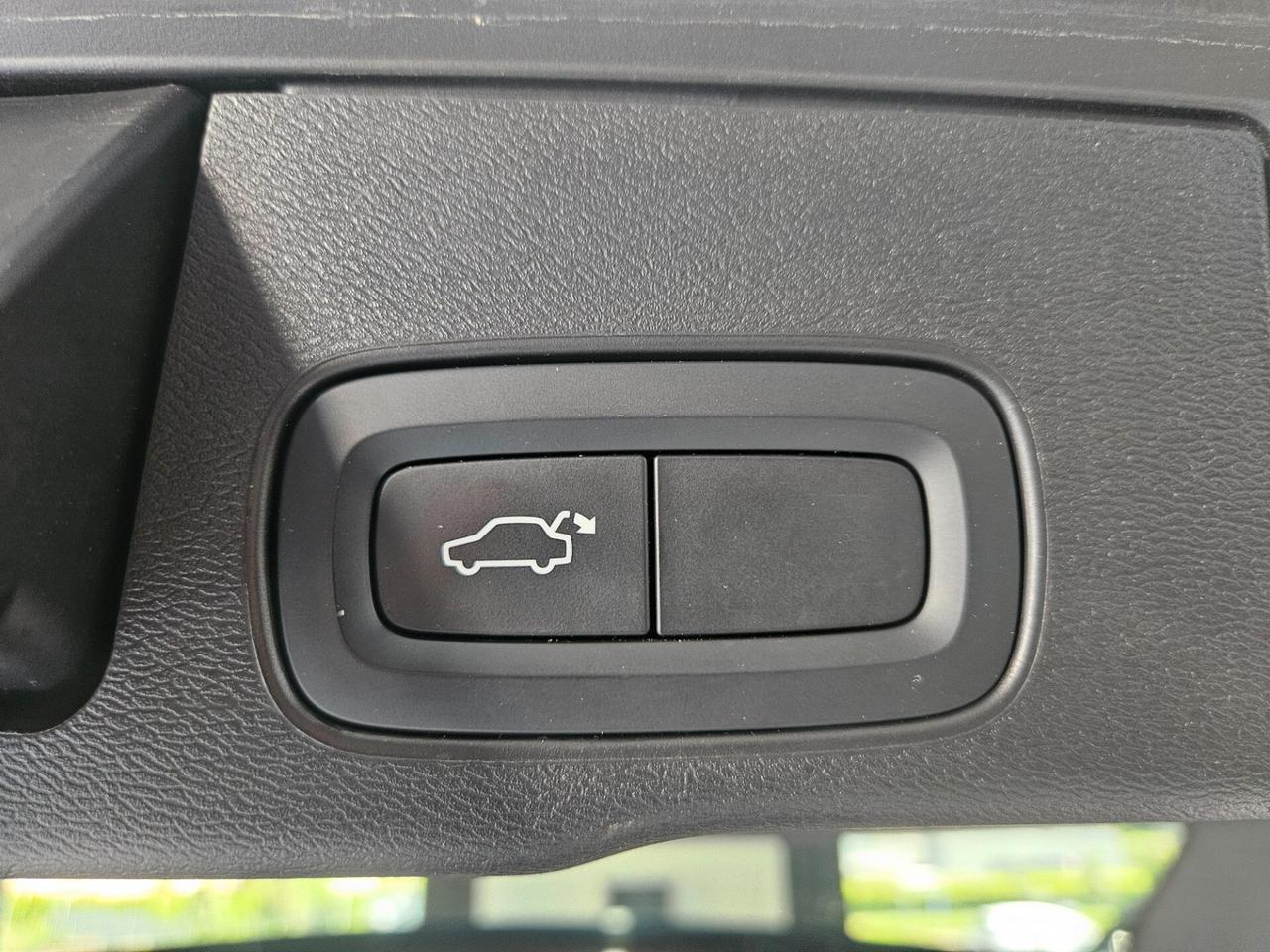 Volvo XC60 2.0 t4 geartronic my20 - IVA ESPOSTA