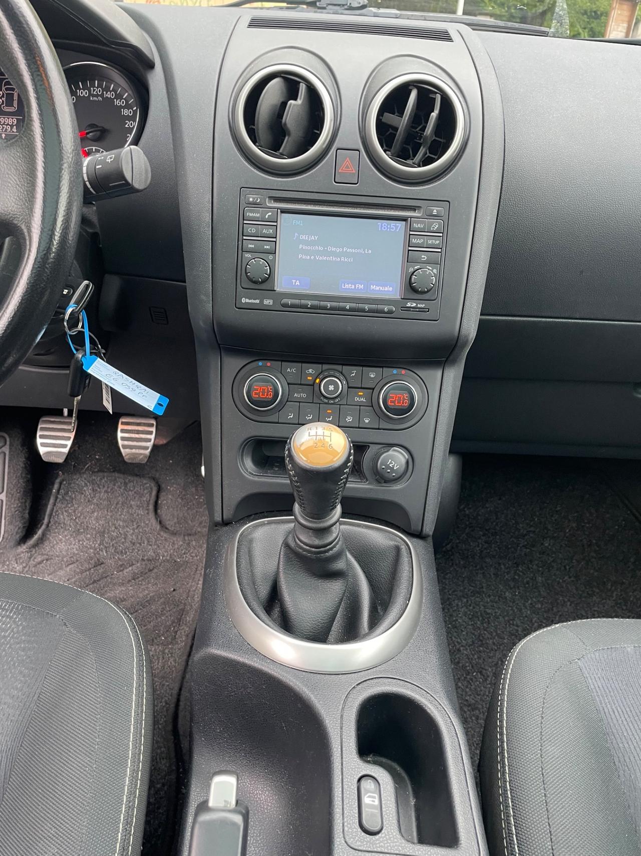 Nissan Qashqai 2.0 16V n-tec*Tetto*Navi*