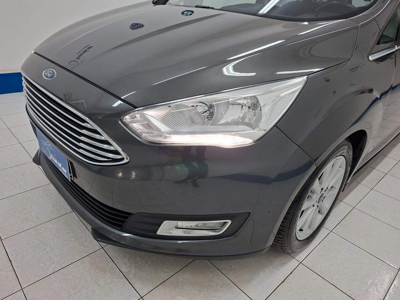 Ford C-Max 1.5 TDCi 120cv Powershift Titanium