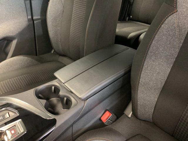 PEUGEOT 5008 1.5 BlueHDi 7 Posti EAT8 Allure Automatico