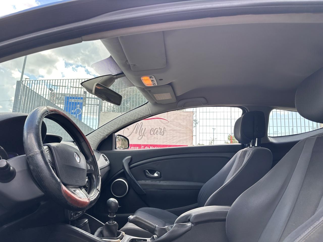 Renault Megane Coupé 1.5 dCi-2010