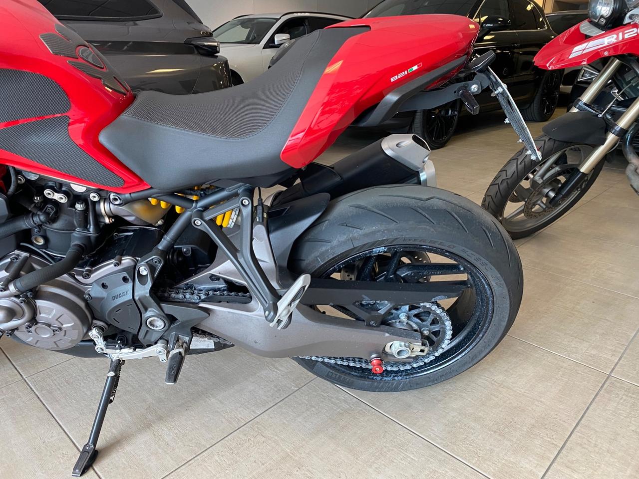 DUCATI MONSTER 821 ABS