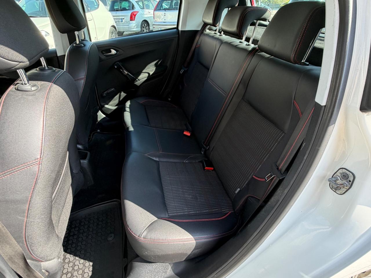 Peugeot 208 BlueHDi 75 5 porte Allure