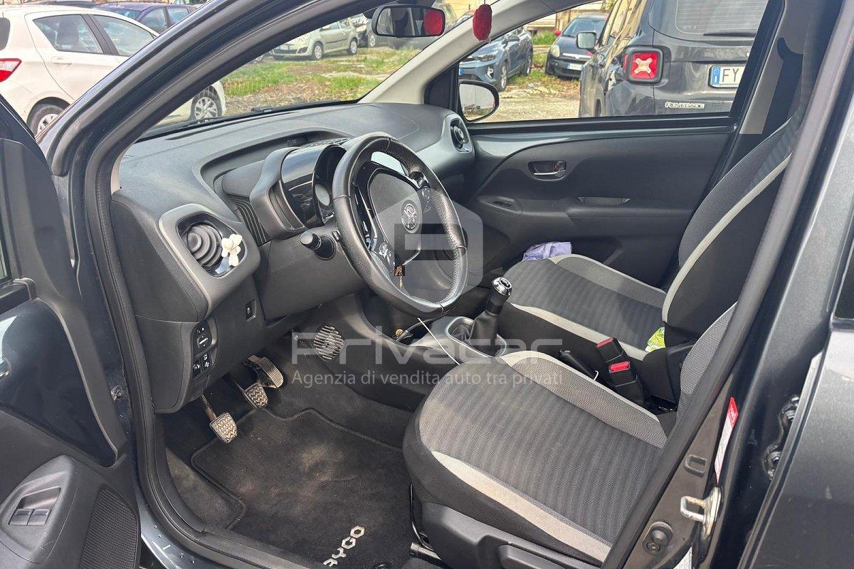 TOYOTA Aygo Connect 1.0 VVT-i 72 CV 5 porte x-fun