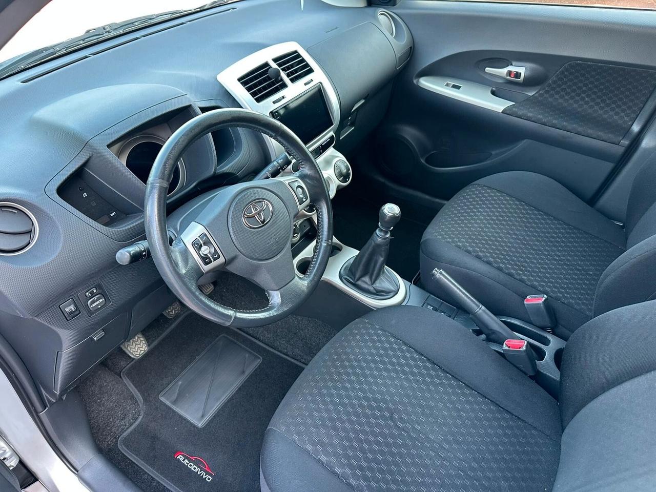 Toyota Urban Cruiser 1.4 D-4D AWD Luxury 4X4