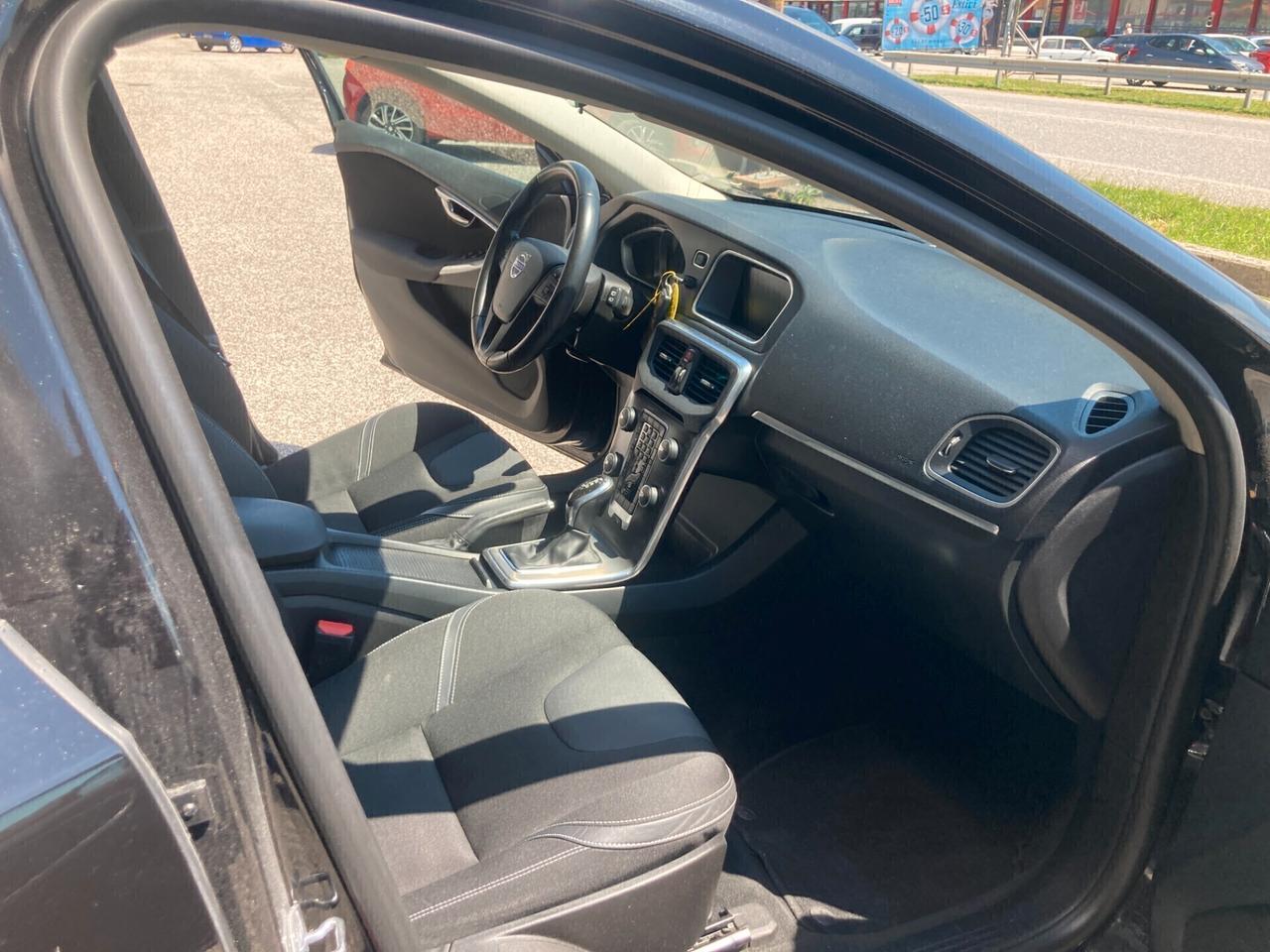 Volvo V40 D2 Geartronic Kinetic