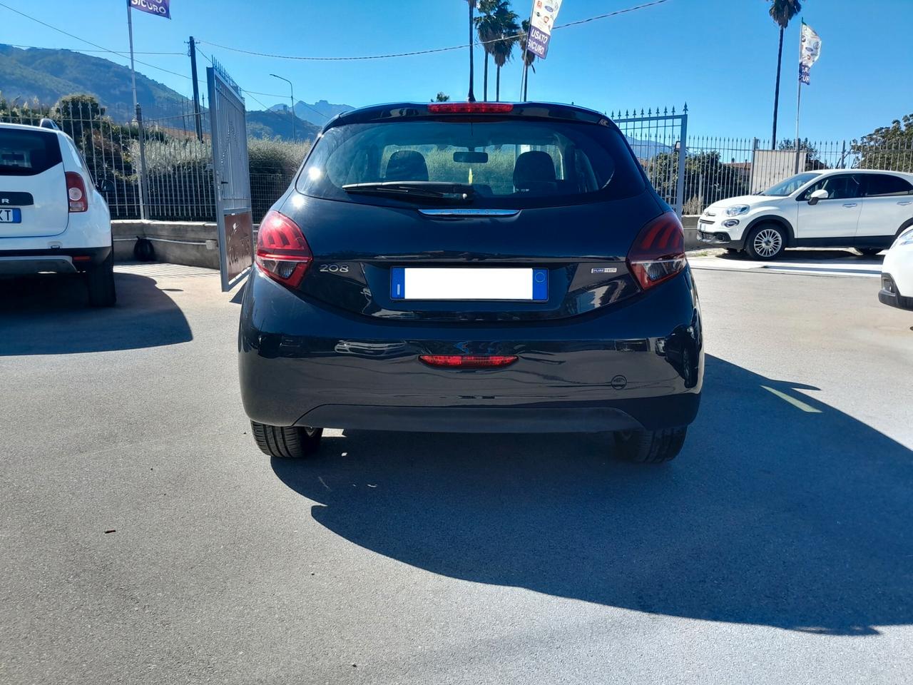 Peugeot 208 PureTech 82 5p. GPL Active
