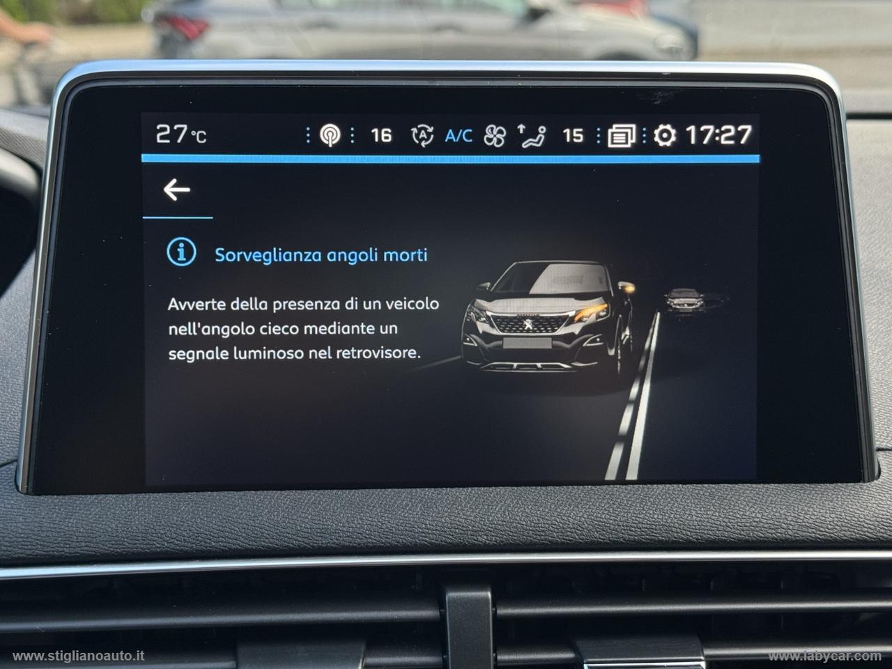 PEUGEOT 3008 BlueHDi 130 S&S EAT8 Allure