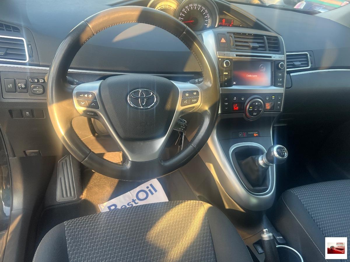 TOYOTA - Verso - 1.6 D-4D Style 7 posti