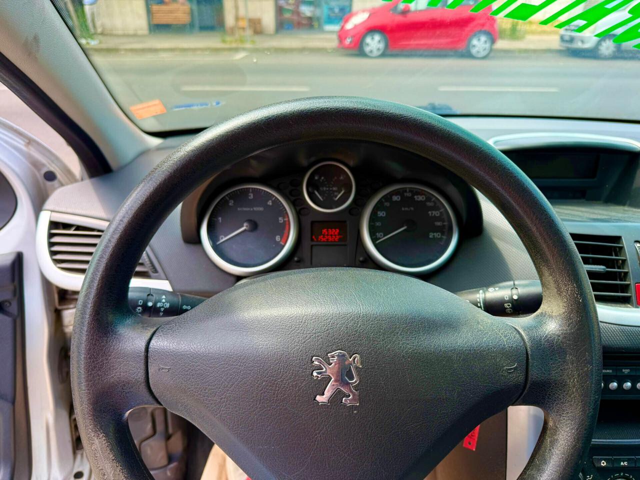Peugeot 207 Plus 1.4 HDi 70CV 5 porte