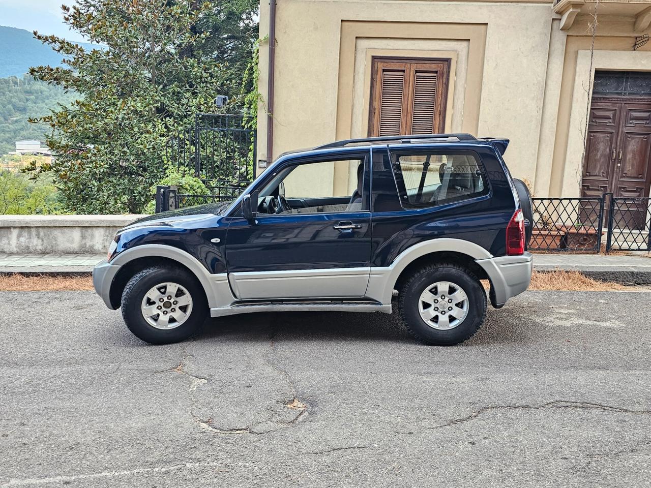 Mitsubishi Pajero 3.2 16V DI-D 3p. GLS1