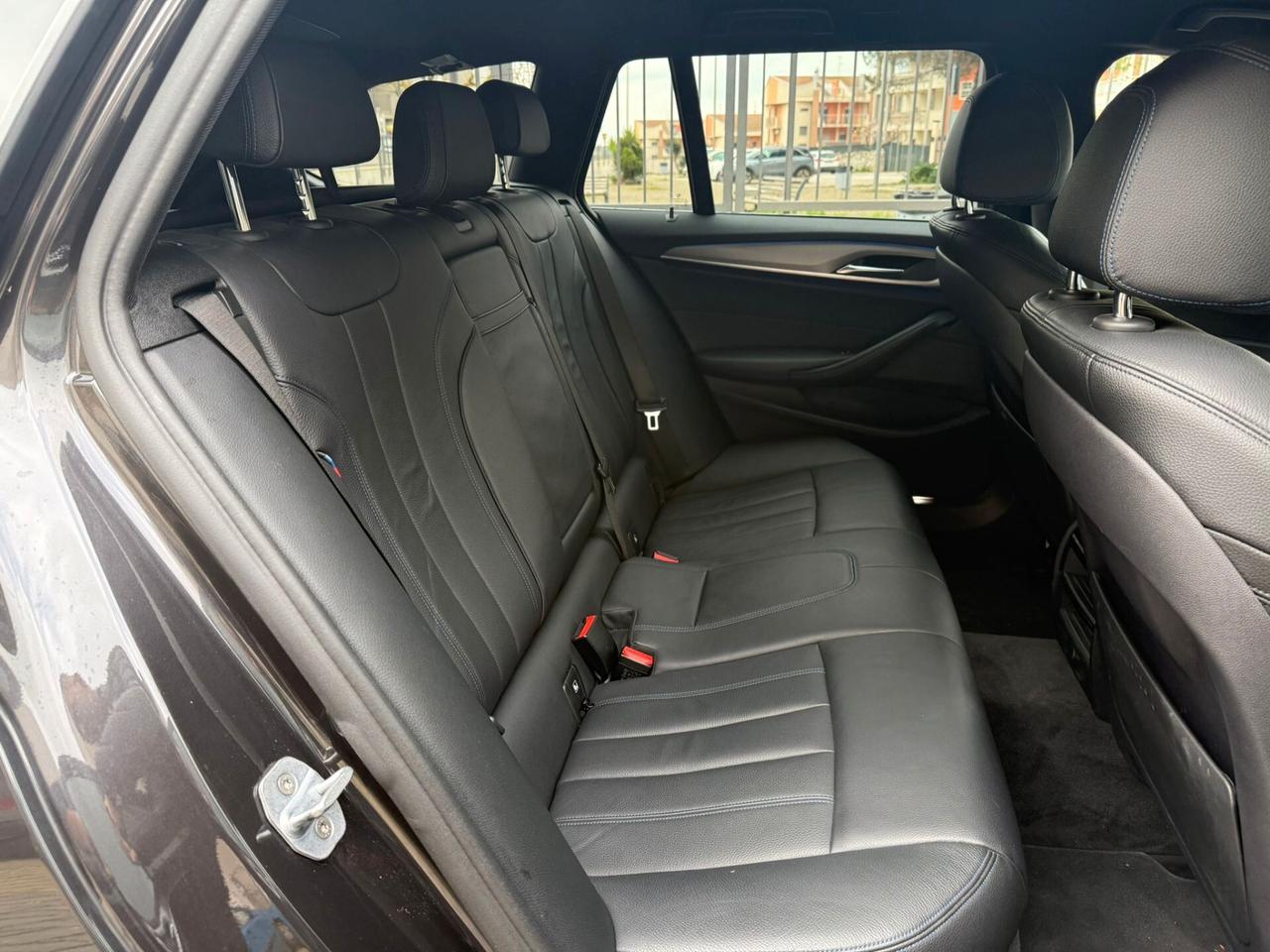 Bmw 520 520d xDrive Touring Msport