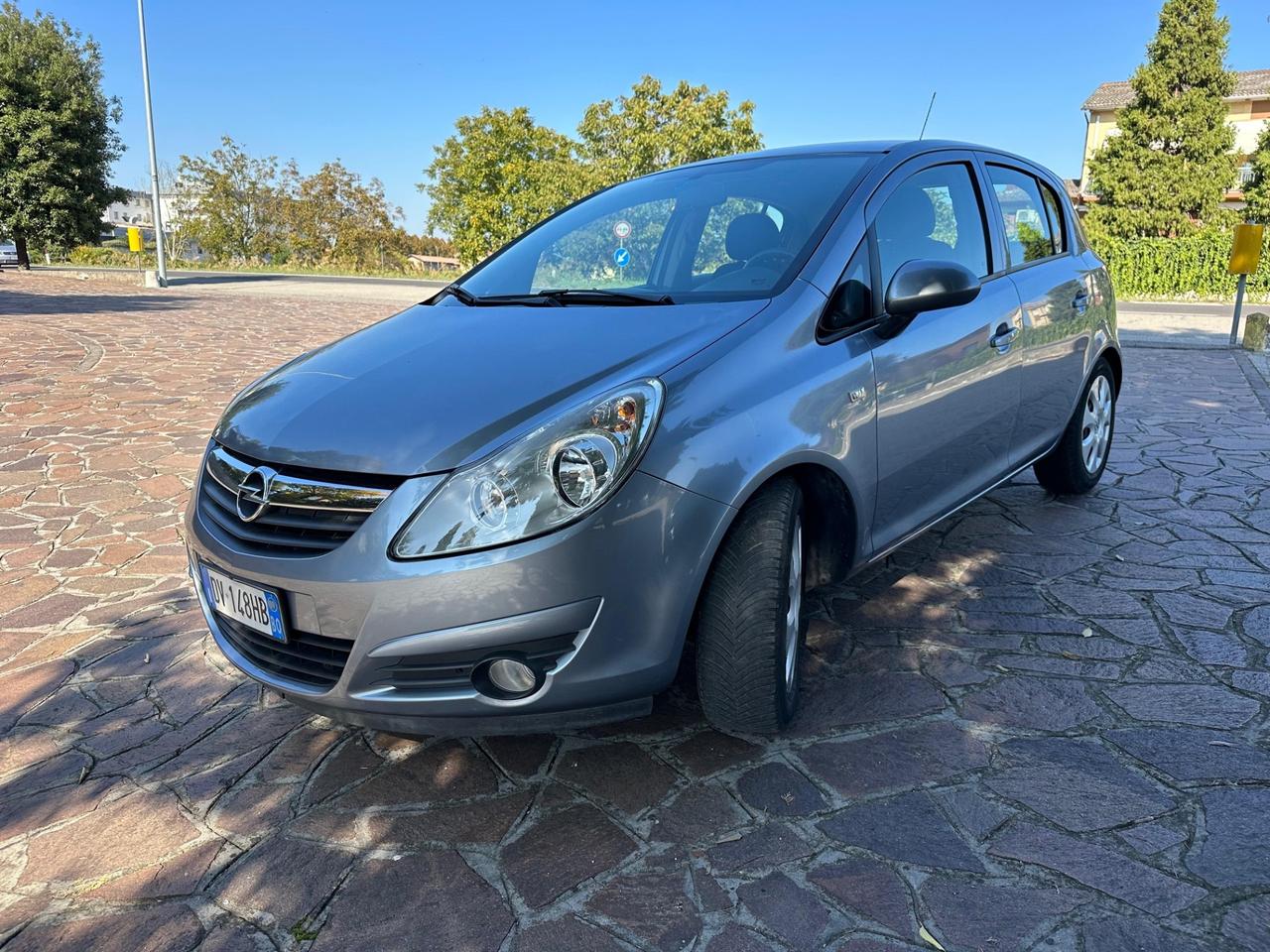 Opel Corsa 1.2 5 porte Easytronic Enjoy NEOPATENTATI