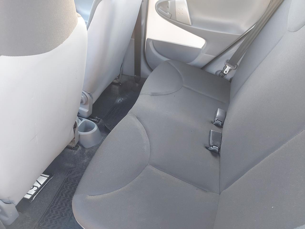 Toyota Aygo 1.0 12V VVT-i 3 porte Now Connect