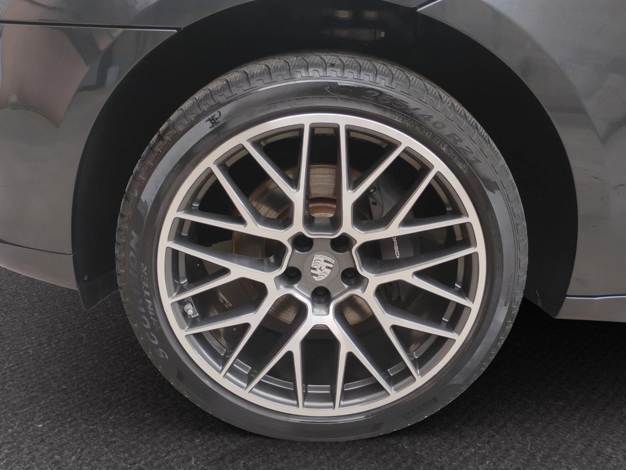 Porsche Macan 2.0 245cv pdk.CERCHI 21.TELECAMERA 360