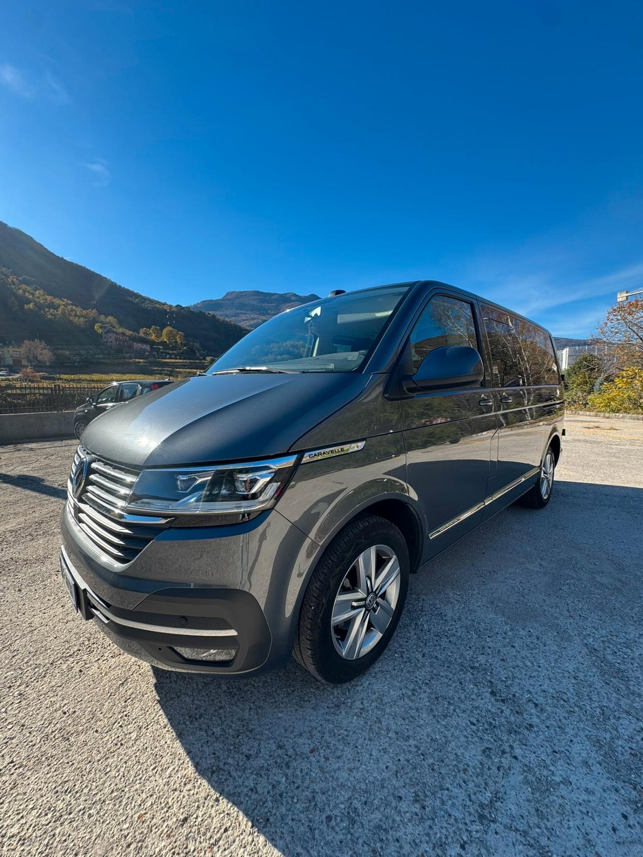 Volkswagen T6.1 Caravelle 2.0 TDI 150CV DSG Cruise STRAFULL 8 Posti