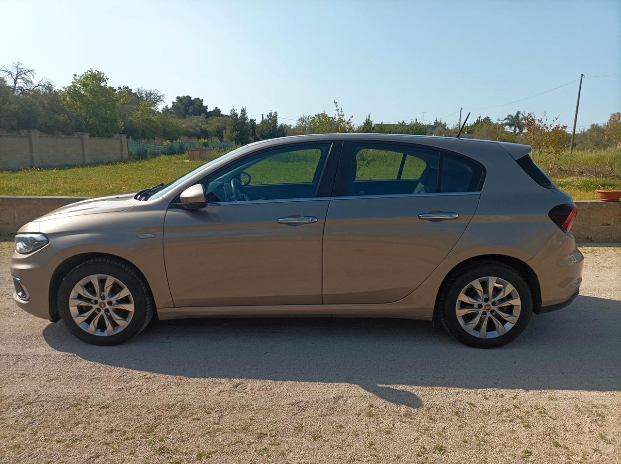 Fiat Tipo 1.6 Mjt S&S 5 porte OK NEOPATENTATI