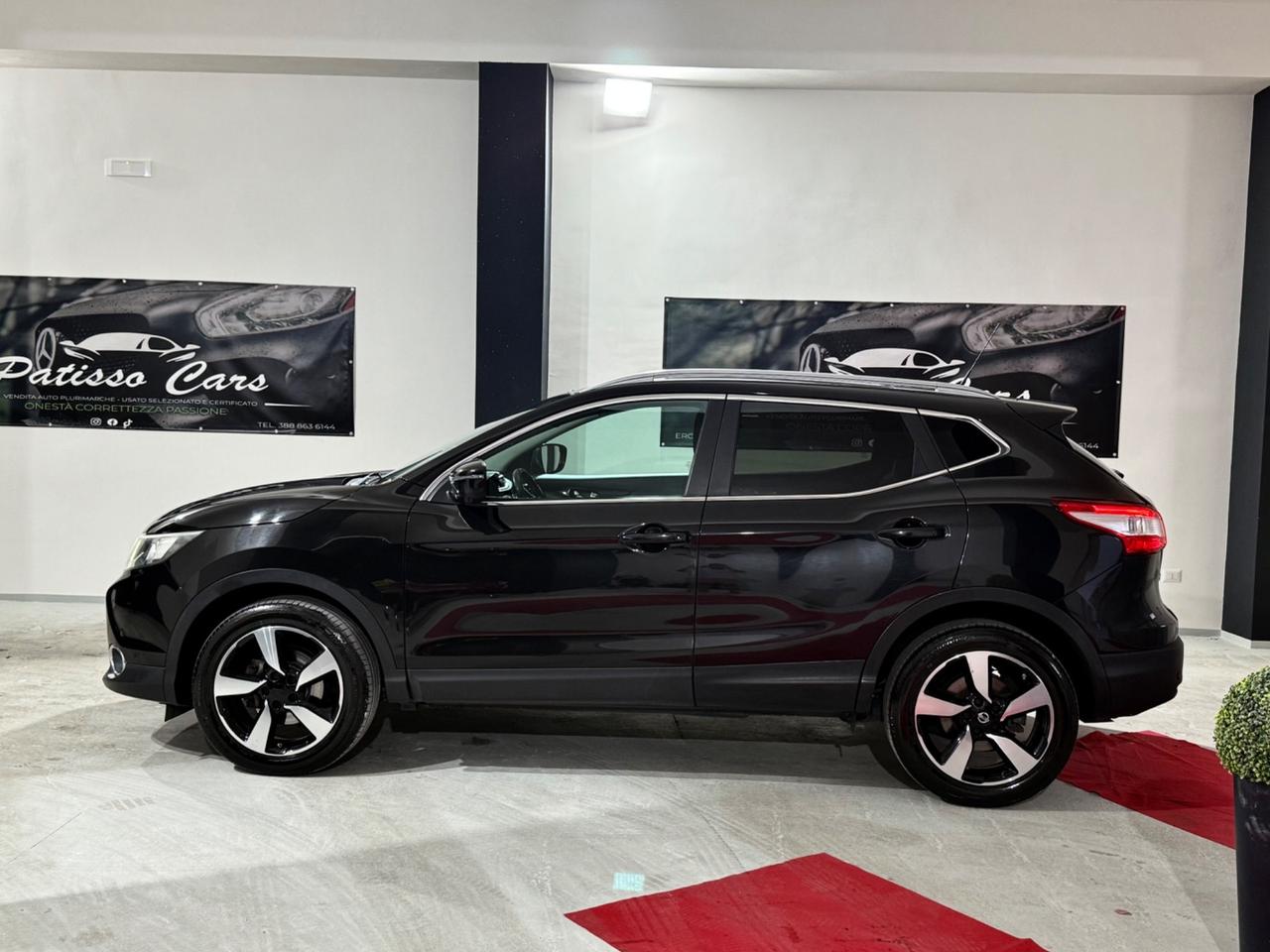 Nissan Qashqai 1.6 dCi 2WD Tekna CAMERA 360•