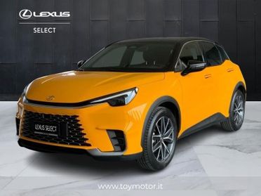 Lexus LBX Hybrid Emotion