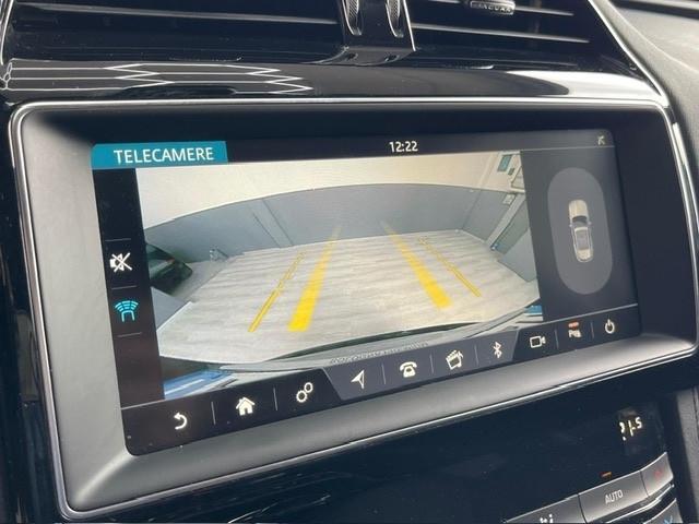 Jaguar F-Pace 2.0 D 180 CV AWD aut. Prestige