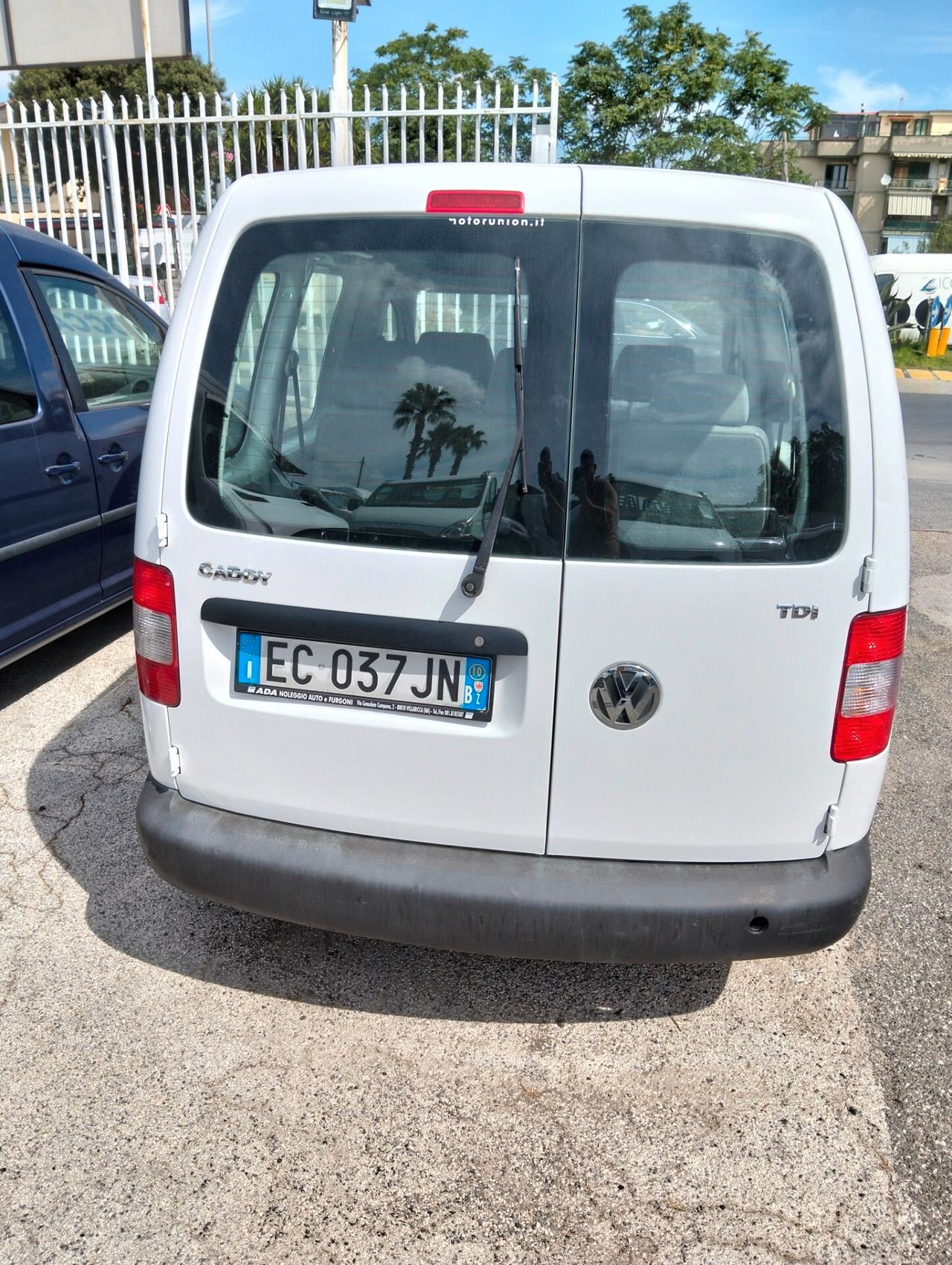 VOLKSWAGEN CADDY 1.900 5 posti AUTOCARRO