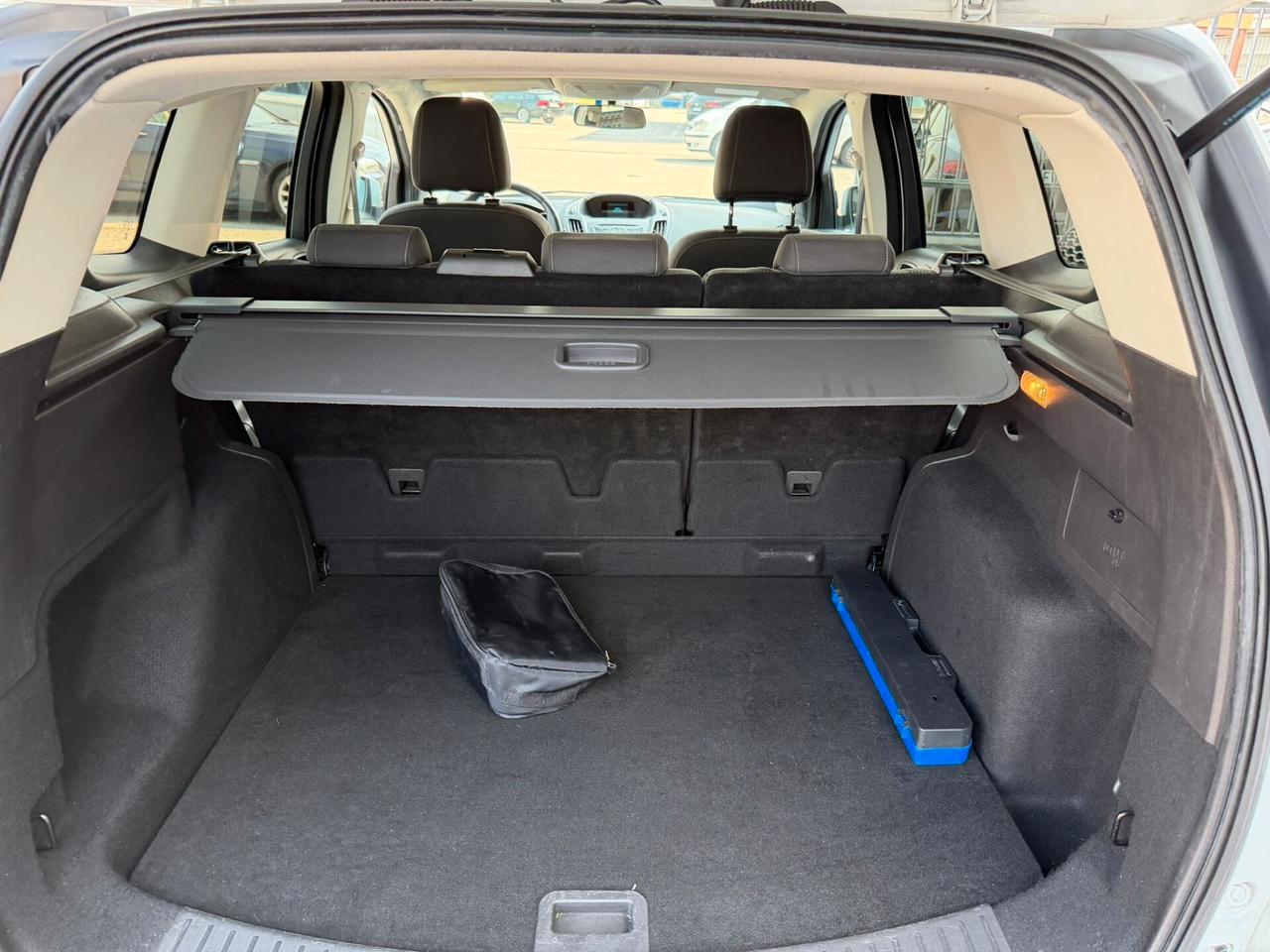 Ford Kuga 2.0 tdci 2wd 115cv / CINGHIA FATTA