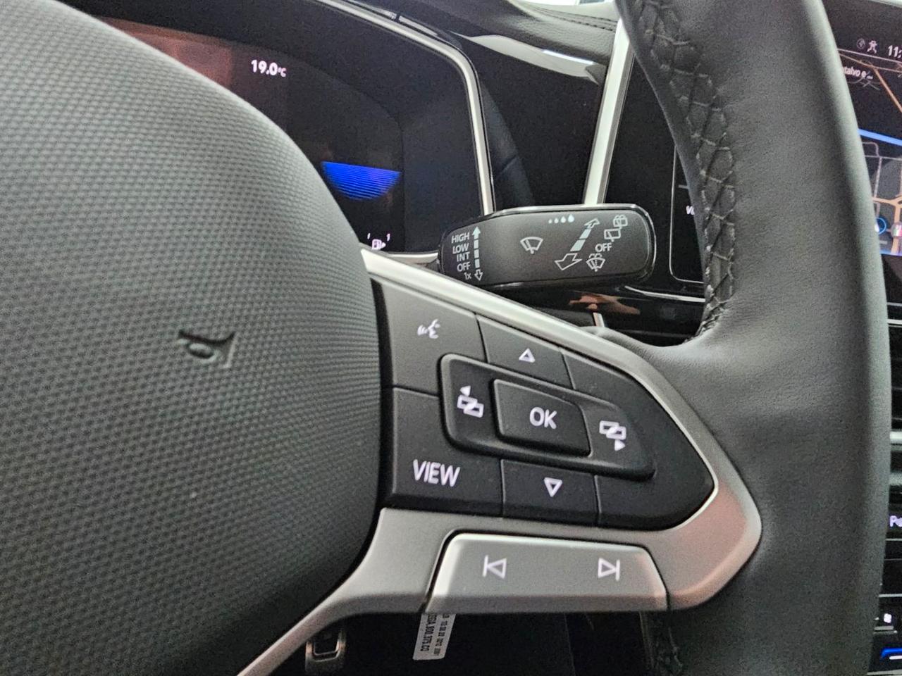 Volkswagen T-Roc 2.0 R-Line DSG Tetto R Line Cam Full Led r line