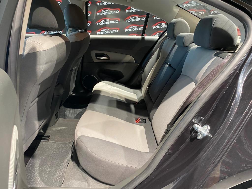 Chevrolet Cruze 2.0 Diesel - 2010