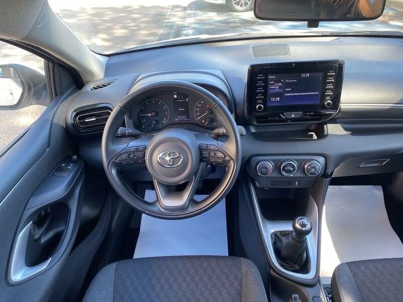 Toyota Yaris 1.0 5 porte Active