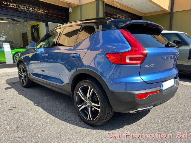 VOLVO XC40 T3 R-design