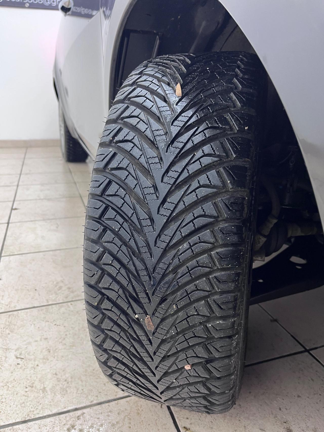 Lancia Ypsilon 1.3 MJT 16V 95 CV 5 porte S&S Gold