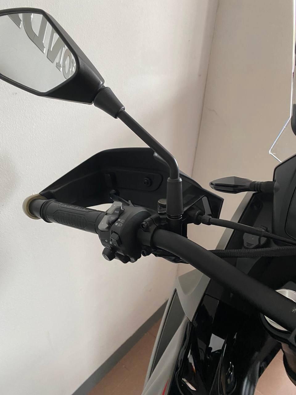 Moto Morini X-Cape 649