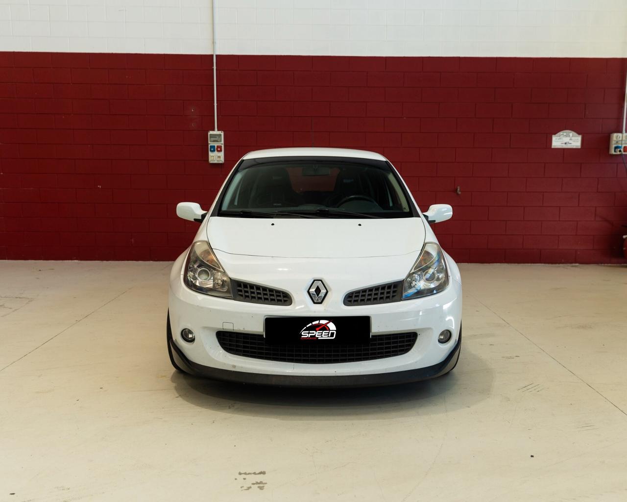 Renault Clio F1 R27 Team – Edizione Limitata