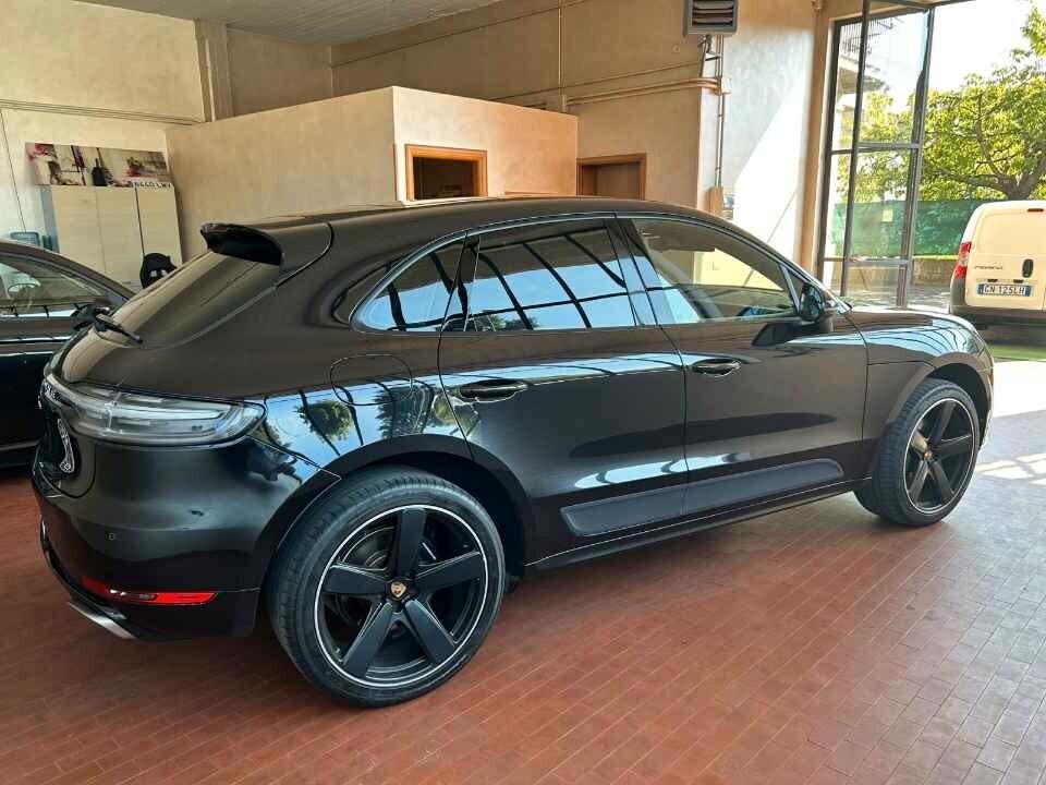 Porsche Macan 2.0 245 CV ANN0 2021 TETTO PANORAMICO